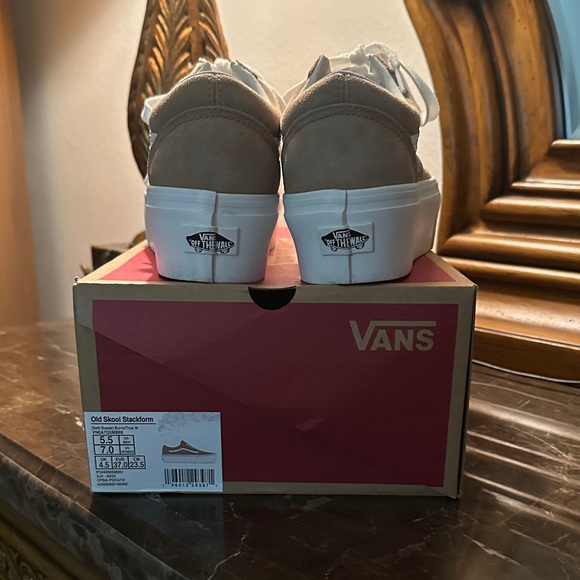 Vans Old Skool Platform Sneakers - Tan/Cream and White-Sz Women 7 / Men 5.5 - Picture 2 of 5